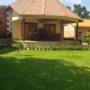 Guest house Secrets, Entebbe